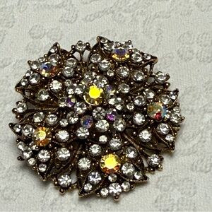 Elegant Gold and Silver Crystal Brooch/Pendant